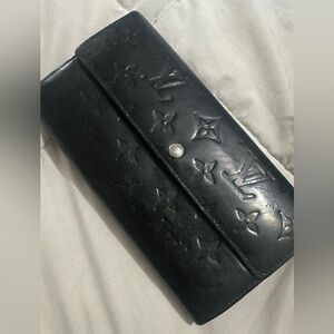 Louis Vuitton Black Vernis Sarah wallet